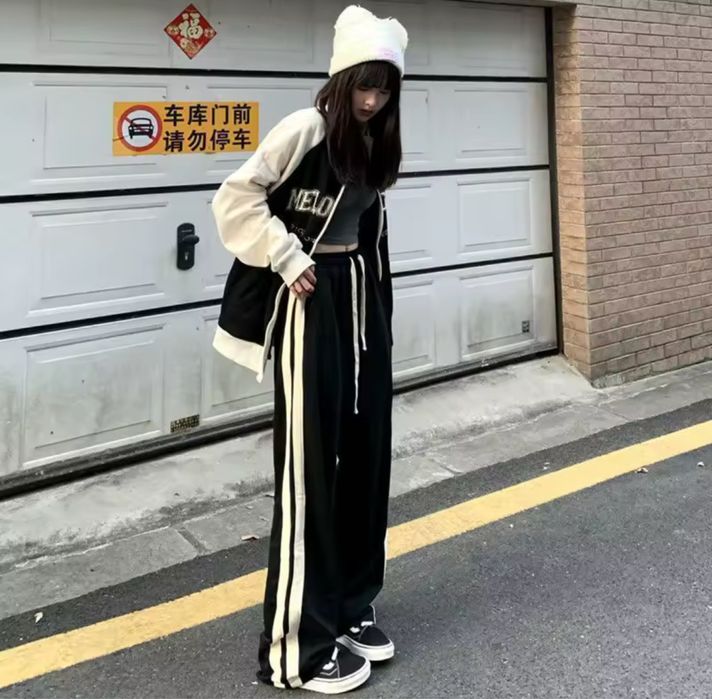 Чорні штани з полосками XS-S