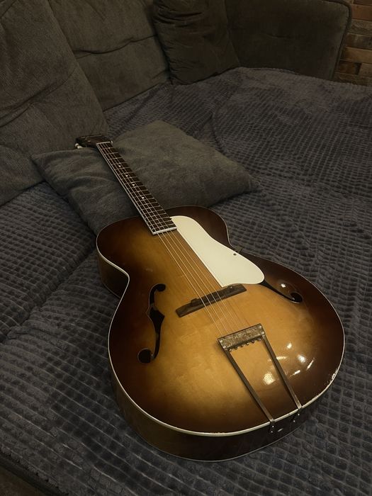Archtop Silvertone акустична вінтажна гітара