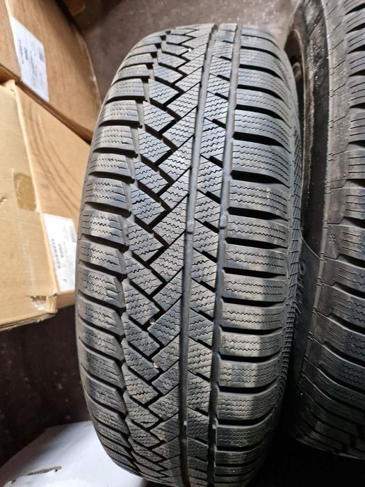 Шини R 17  зима  215/65 R 17.Зимняя резина Continental 215/65/17  комп