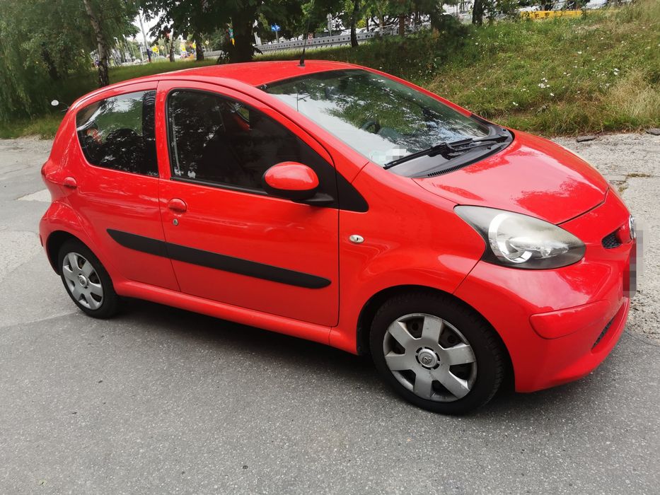 Toyota Aygo silnik 1.0 benzyna 2008 rok mały przebieg śliczna.