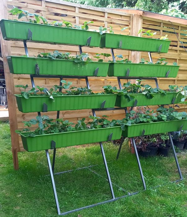 Kwietnik kaskadowy na warzywa kwiaty ogrodowy 8 x 1metr