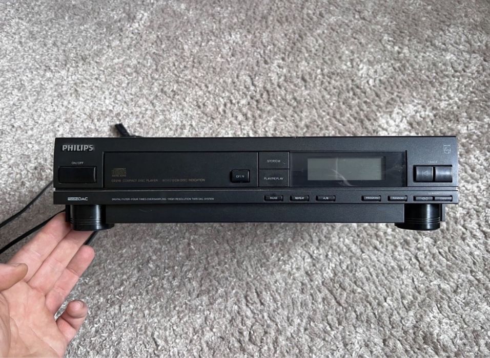 CD-проигрыватель Philips CD210/60R