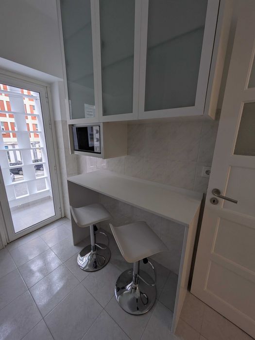 Apartamento T1 Completamente Remodelado no Campo Pequeno