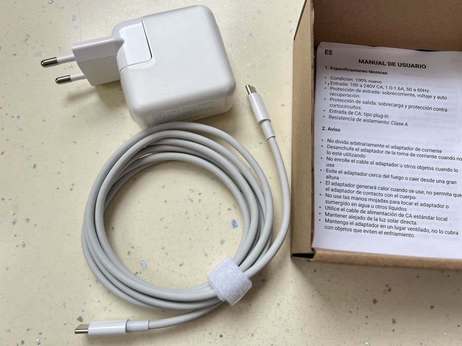 Зарядка комплект 30W MacBook Air USB C Macbok Air, iPhone 15, 16, 17