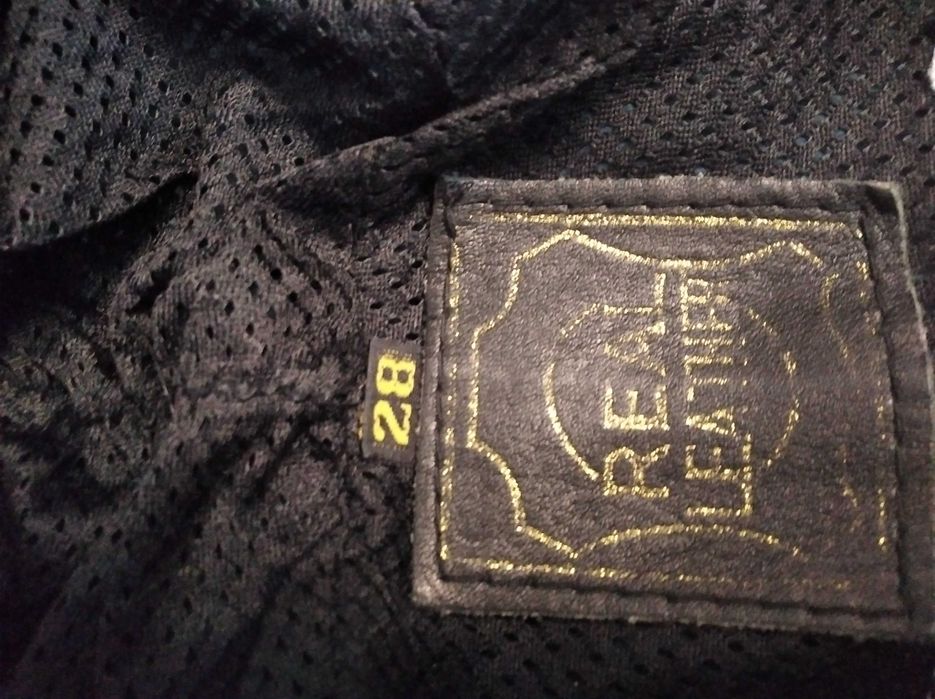 Мотоштани шкіряні в ідеальному стані. Шкіра мягка!