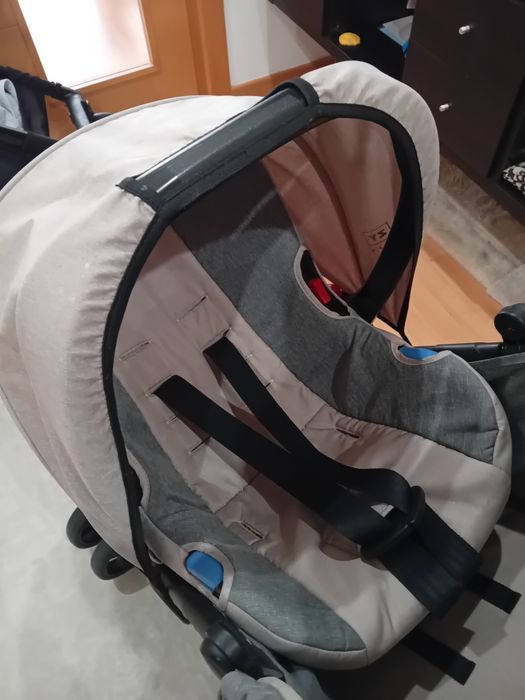 Carrinho de bebé com ovo Zippy safe