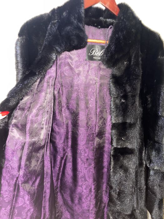 Норкова шубка розмір м в гарному стані продам