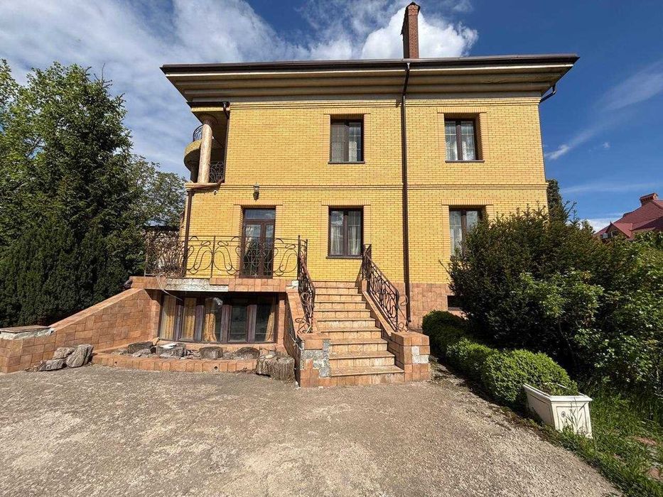 Дом , который строили  для себя ,основательно,  10 соток