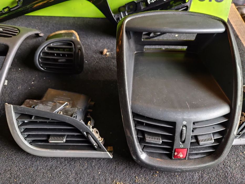 PEUGEOT 206 207 208 GRELHA VENTILAÇÃO TABLIER
