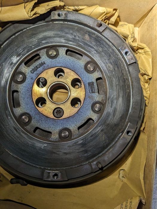 Маховик цилиндр сцепление помпа ремень ГРМ Citroen Peugeot - б/у