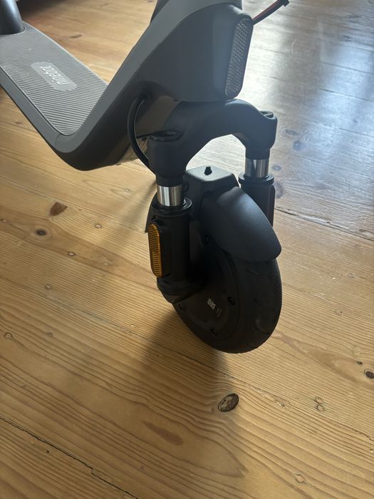 Vendo trotinete Segway E2 plus2