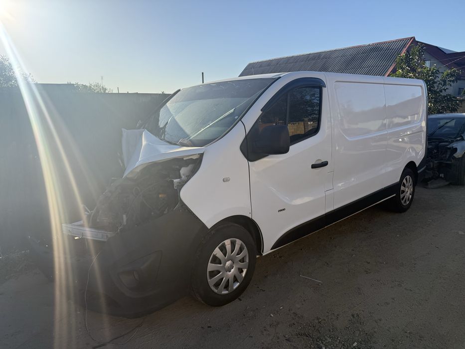 Opel Vivaro 2016 после дтп