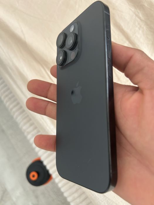 Iphone 16 pro usado