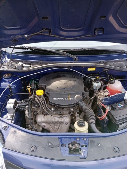 Продам авто Дачія Сандеро