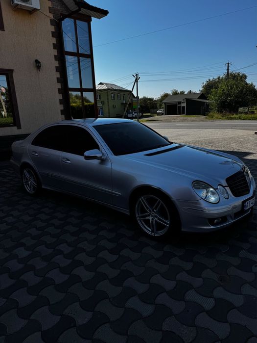 Продам мерседес w211