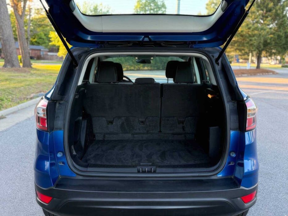 Ford Escape Titanium      2018