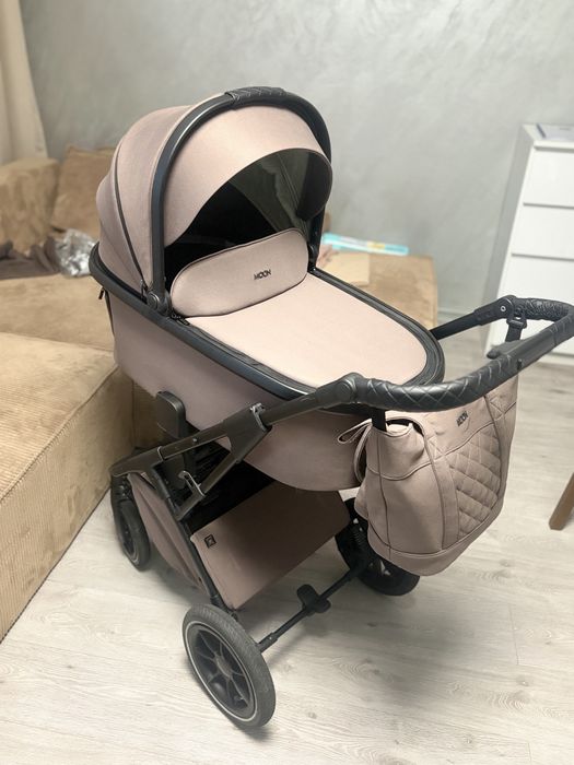 Wozek Moon Piu kolor tonka