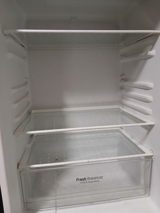 Продам б/у холодильник SIEMENS