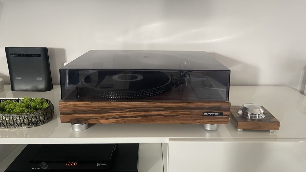 Gramofon Rotel RP3000
