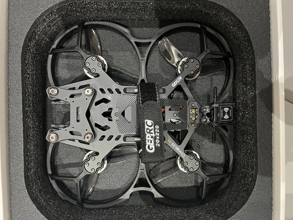 GEPRC Cinelog35 V3 Quadcopter FPV  /WTFPV TAKER F722 45A AIO SPEEDX2 2105.5 2650KV 3.5-calowy dron RC do freestyle
