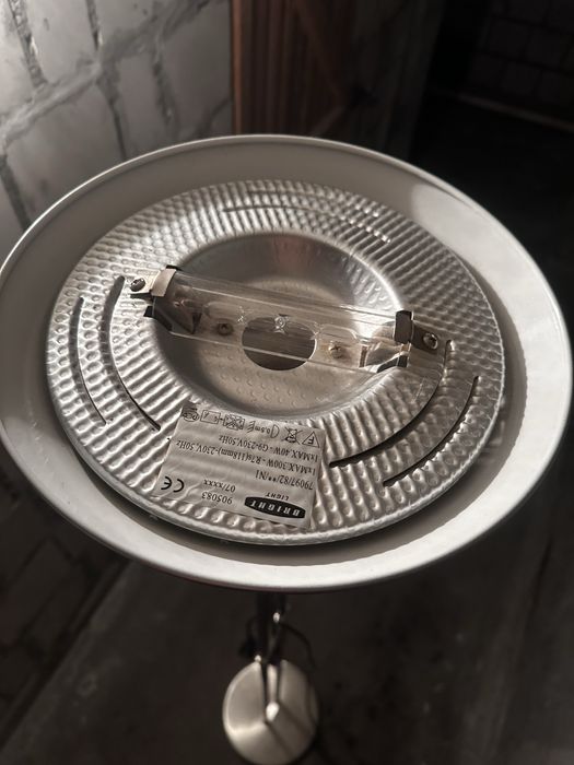 Lampa stojąca halogenowa