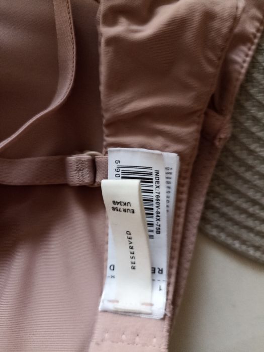 Stanik , biustonosz 75B Reserved