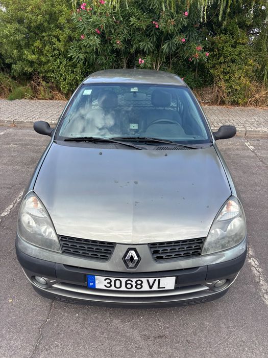 Renault Clio II 1.5 dCi 82 CV • Comercial • 2003