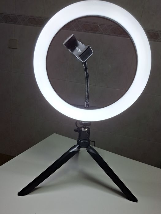 Anel de luz LED  com tripé