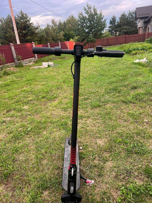 Продам електросамокат