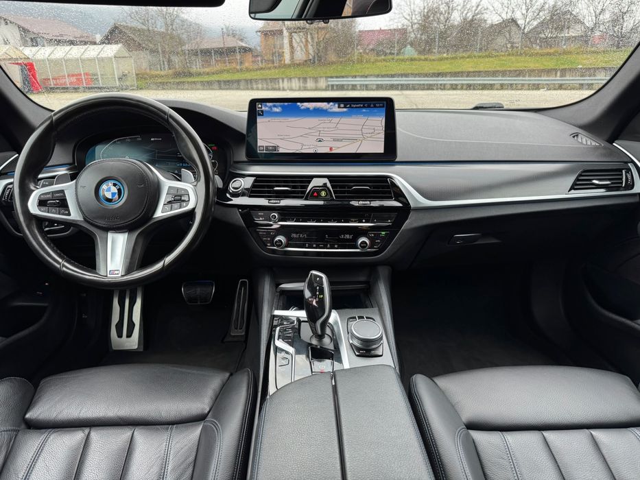 BMW M5 520E 2021
