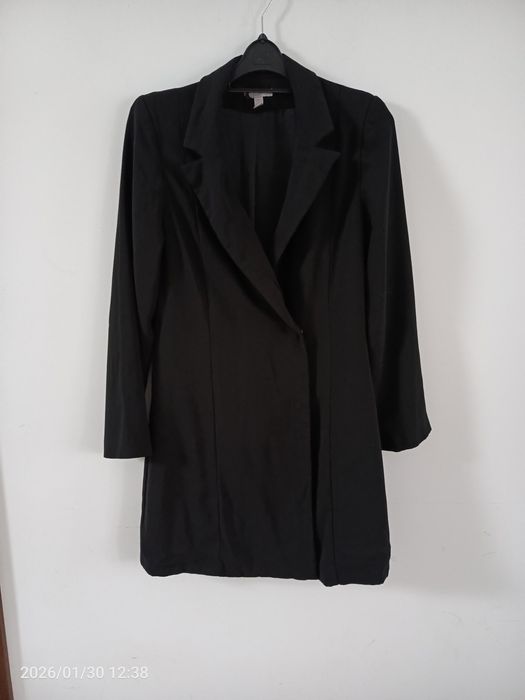 Czarna elegancka sukienka damska z długim rękawem S