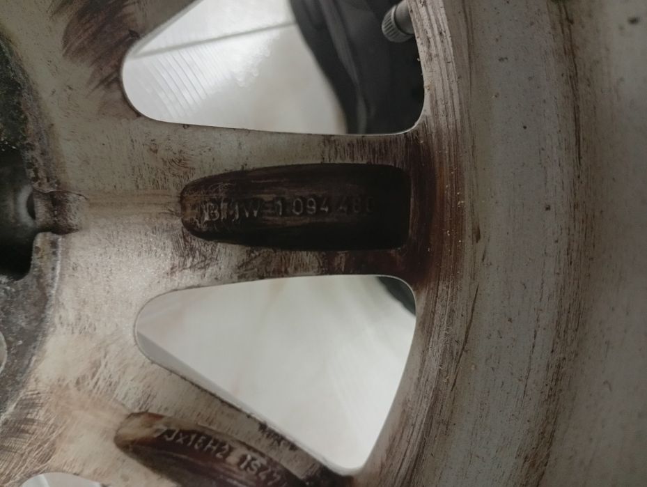 Диски 5/120 с резиной БМВ 195/65R15