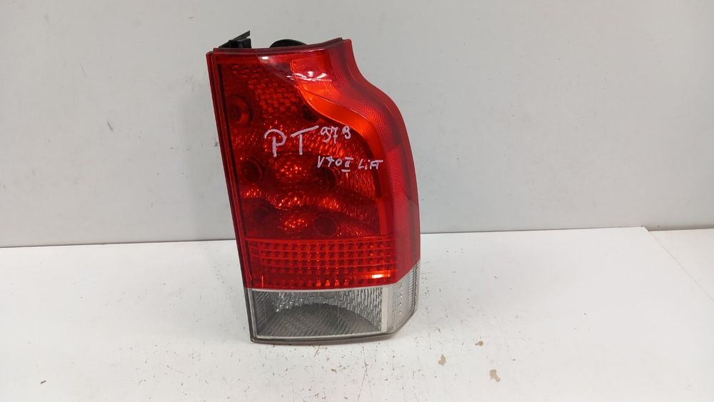 Volvo V70 Ii Lift  Kombi  Lampa Tył Prawa