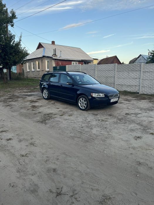 Продам  Volvo V 50    В Харькове !!!