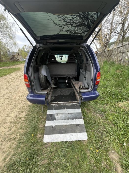 chrysler grand voyager
