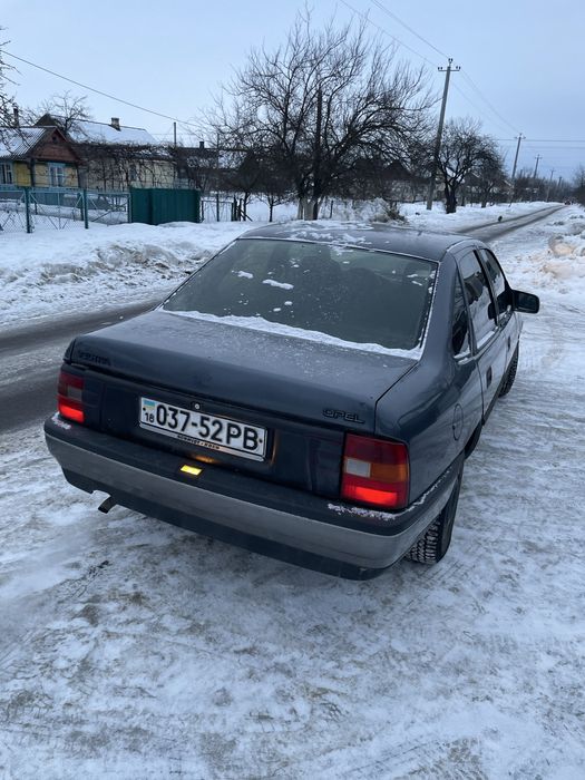 Прдам опель вектра А 1.6 бензин