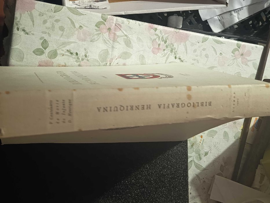 Bibliografia henriquina
Obra em 2 volumes
