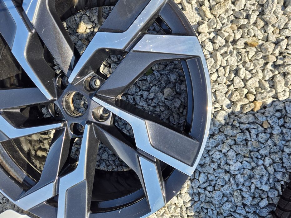 Felga Skoda Kodiaq RS VRS 565601025AN 20 8J Et41 orginal ŁADNA