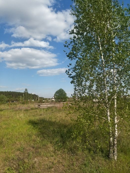 Продаж земельної ділянки під будівництво.