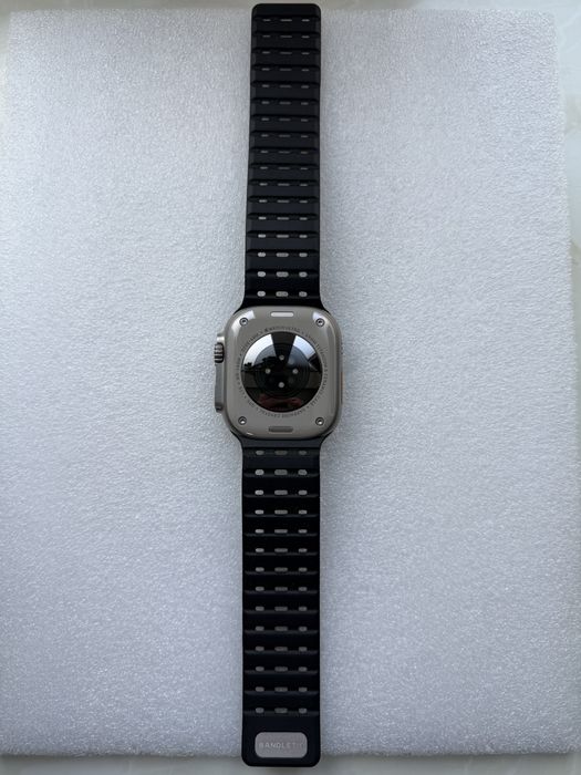 Apple Watch Ultra 2 49mm GPS+LTE Titanium Case