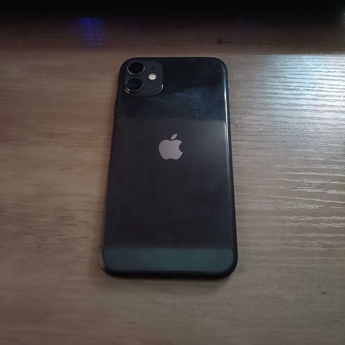 iPhone 11 64GB Preto