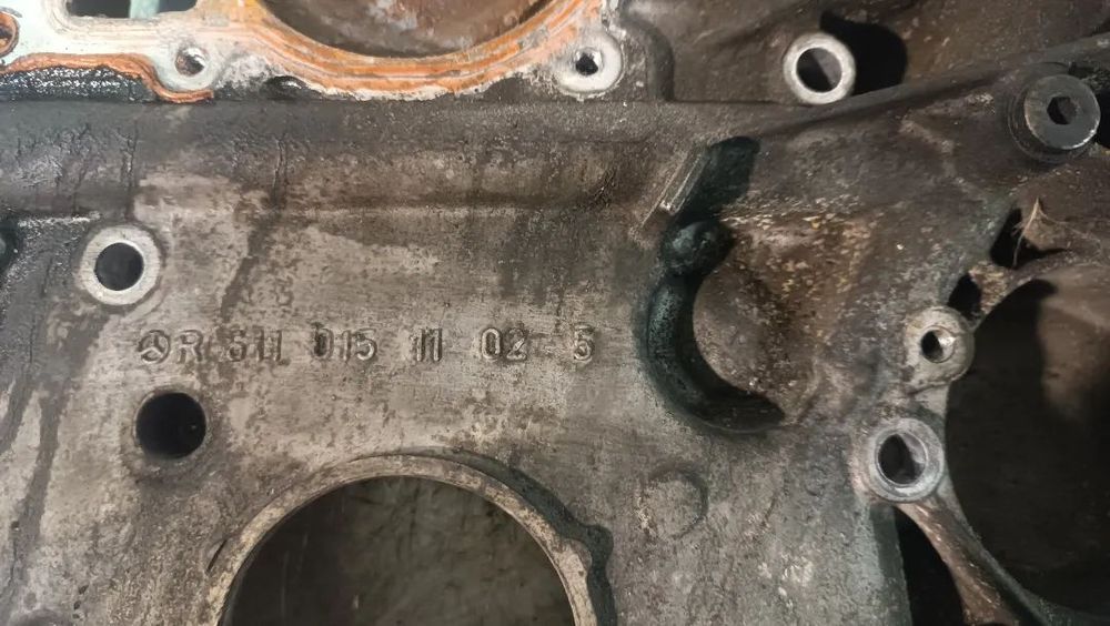 TAMPA DA DITRIBUIÇÃO MERCEDES 220CDI 270CDI R6110151102