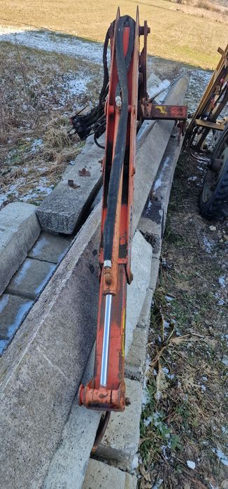 Тракторний навантажувач маніпулятор 1т.