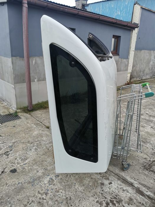 Zabudowa paki  isuzu D max 2011 biała