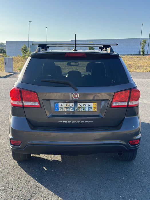 Fiat Freemont Lounge 2.0 M-Jet - 7 lugares