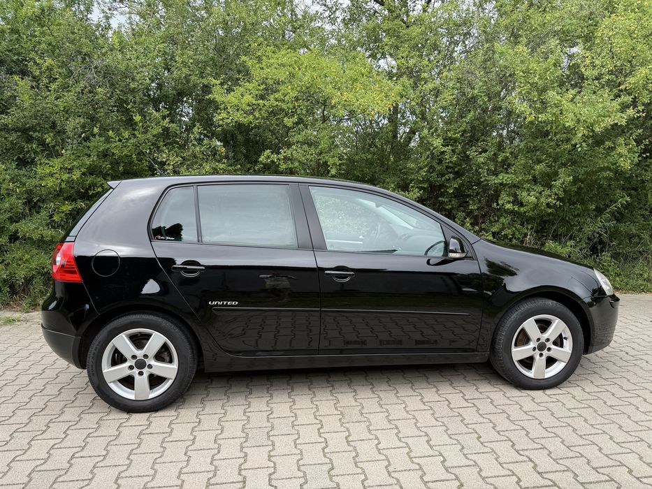 Vw Golf V 1.4 mpi** climatronic*alu*czujniki parkowania**Super stan*