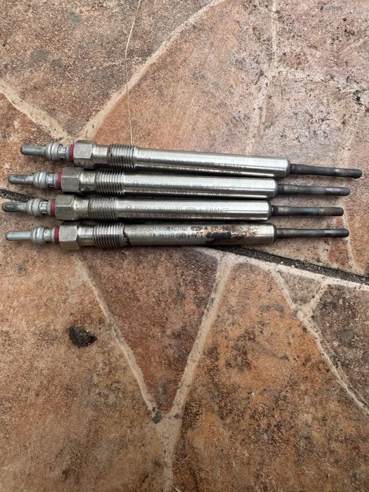 Свічки накалу 4 штуки