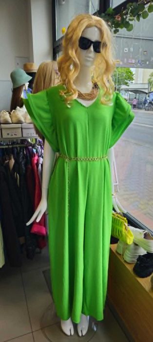 Kombinezon zielony, komunia, wesele r. Uni (XL/XXL) Italy !!!