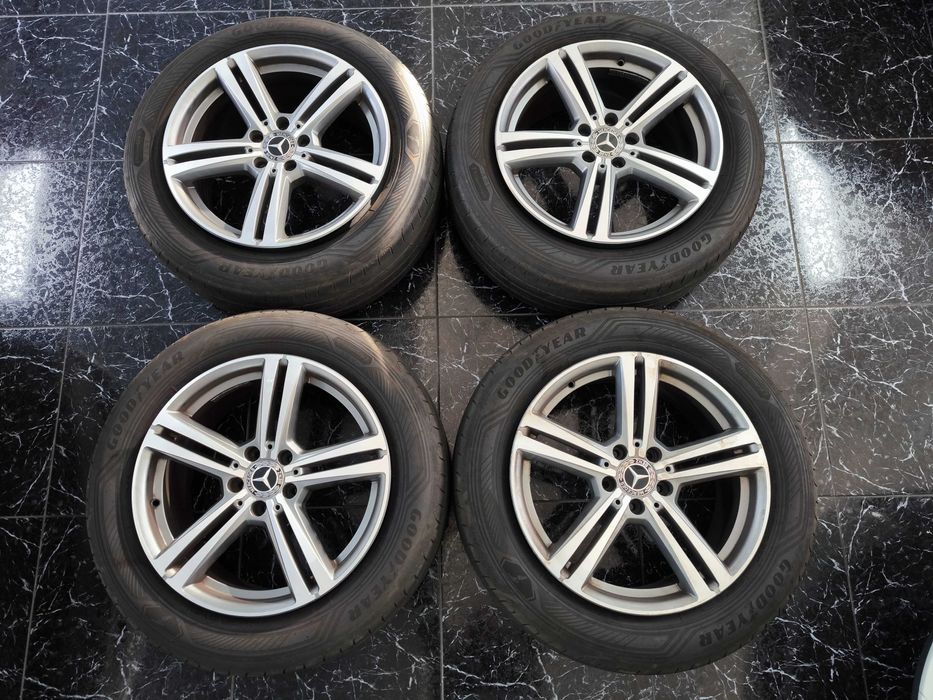 Jantes 18" Mercedes-Benz com pneus