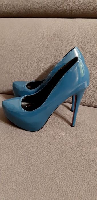 Buty/szpilki jak nowe r. 40